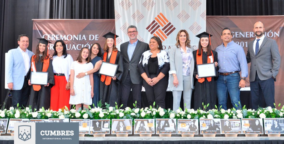 Ceremonia de graduación colegio Cumbres Tijuana